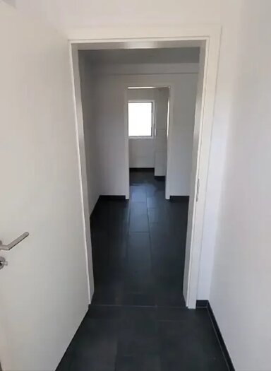 Wohnung zum Kauf provisionsfrei 108.000 € 3 Zimmer 95 m² frei ab sofort Kirchstraße Blumberg Blumberg 78176