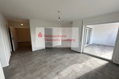 Wohnung zur Miete 900 € 2 Zimmer 62,4 m² 1. Geschoss frei ab 01.04.2025 Traunreut Traunreut 83301