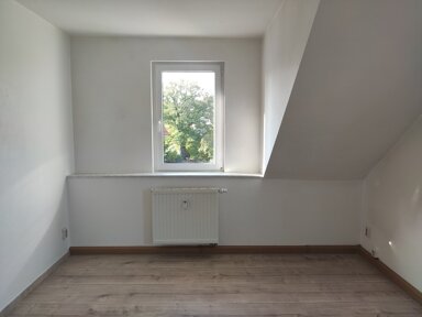 Wohnung zur Miete 250 € 2 Zimmer 44,1 m² Kalkberg 55 Meißen Meißen 01662