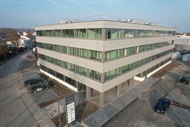 Verkaufsfläche zum Kauf 1.930.000 € 5 Zimmer 482 m² Verkaufsfläche Industriegebiet Landshut 84034