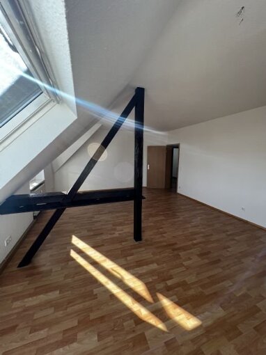 Wohnung zur Miete 530 € 3 Zimmer 103 m² 4. Geschoss Tschirchstraße 15 Pforten Gera 07546