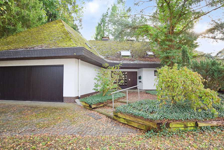 Einfamilienhaus zum Kauf 1.950.000 € 6 Zimmer 400 m²<br/>Wohnfläche 1.900 m²<br/>Grundstück Isernhagen-Süd Hannover-Isernhagen-Süd 30657