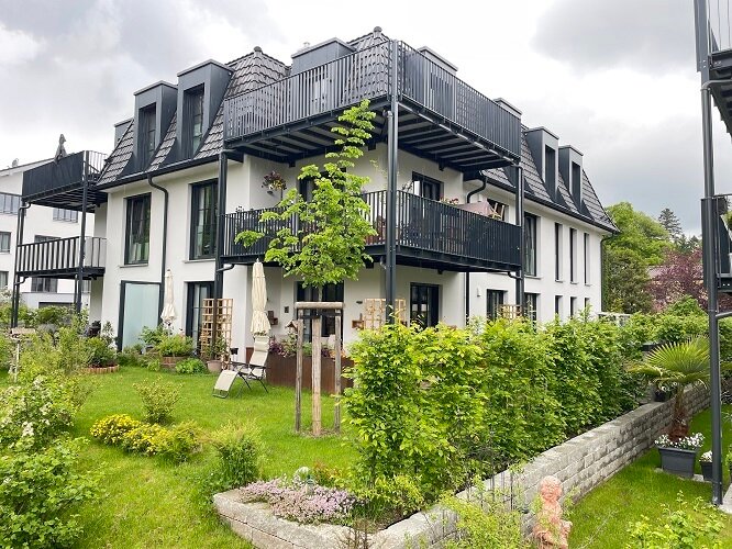 Wohnung zum Kauf 563.000 € 3,5 Zimmer 104,3 m²<br/>Wohnfläche 31.12.2024<br/>Verfügbarkeit Königsfeld Königsfeld im Schwarzwald 78126