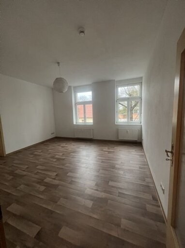 Wohnung zur Miete 279 € 2 Zimmer 58 m² 1. Geschoss Hauptstrasse 23 Aderstedt Bernburg 06406