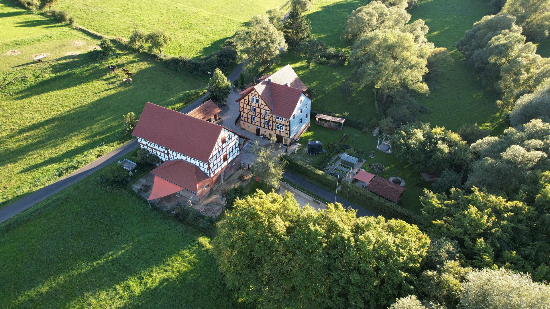 Bauernhaus zum Kauf provisionsfrei 998.000 € 7 Zimmer 250 m²<br/>Wohnfläche 61.873 m²<br/>Grundstück Raboldshausen Neuenstein 36286