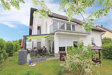 Mehrfamilienhaus zum Kauf 299.000 € 5 Zimmer 180 m² 1.259 m² Grundstück frei ab sofort Bredereiche Fürstenberg/Havel 16798