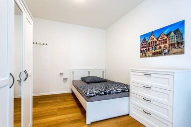 WG-Zimmer zur Miete Wohnen auf Zeit 450 € 12 m² 1. Geschoss frei ab sofort Homburger Hohl 00 Bonames Frankfurt am Main 60437