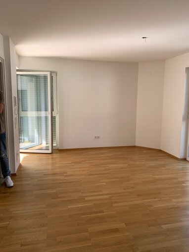 Wohnung zur Miete 675 € 2 Zimmer 61 m² 2. Geschoss Planungsbezirk 103 Straubing 94315