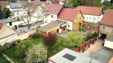 Doppelhaushälfte zum Kauf 175.000 € 6 Zimmer 155 m² 738 m² Grundstück Fleischergasse 15 Pouch Pouch 06774