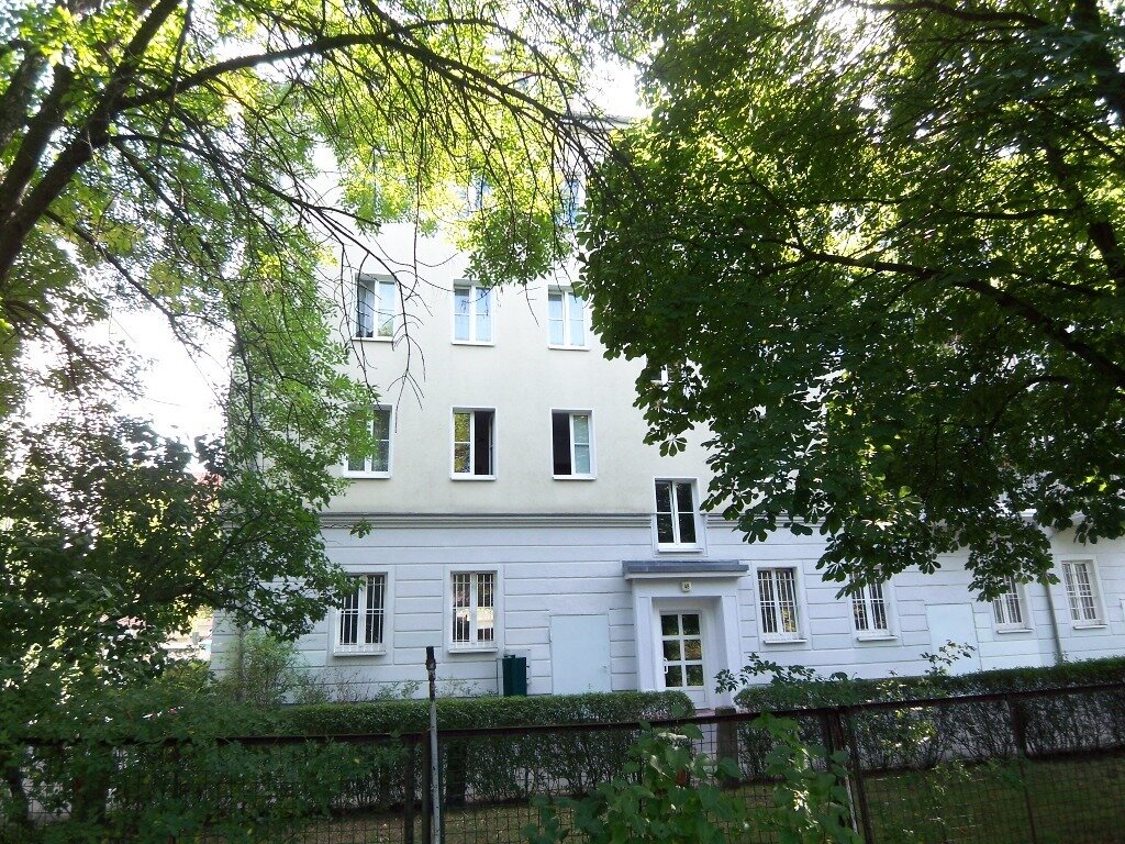 Wohnung zur Miete 848 € 2 Zimmer 67,9 m²<br/>Wohnfläche 01.08.2024<br/>Verfügbarkeit Johannisthal Berlin-Treptow 12487