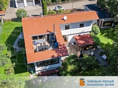 Einfamilienhaus zum Kauf 590.000 € 9,5 Zimmer 232,4 m² 2.007 m² Grundstück Onstmettingen Albstadt 72461