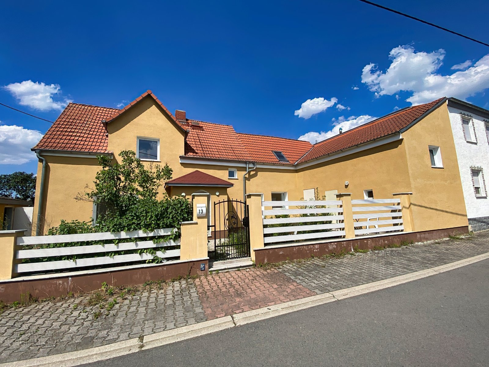 Einfamilienhaus zum Kauf 199.000 € 5 Zimmer 120 m²<br/>Wohnfläche 340 m²<br/>Grundstück Ab sofort<br/>Verfügbarkeit Strelln Mockrehna 04862