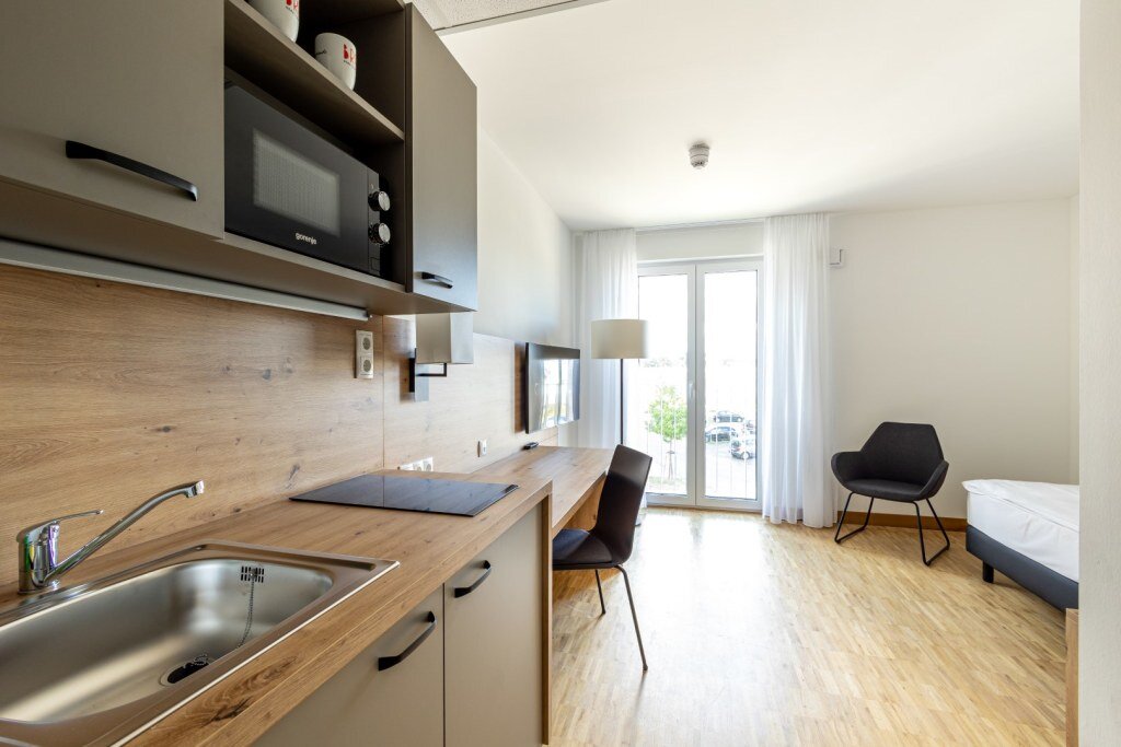 Wohnung zur Miete Wohnen auf Zeit 1.560 € 1 Zimmer 17 m²<br/>Wohnfläche 04.11.2024<br/>Verfügbarkeit Wernerstraße Siegelberg Stuttgart 70469