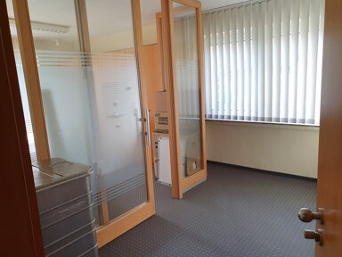 Büro-/Praxisfläche zur Miete provisionsfrei 1.200 € 3 Zimmer 200 m² Bürofläche Raiffeisenstraße 23 Besse Edermünde 34295