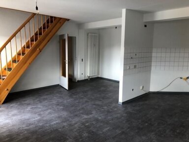 Wohnung zur Miete 795 € 3 Zimmer 91 m² 3. Geschoss frei ab 01.11.2024 Krappgartenstr. Arnstadt Arnstadt 99310