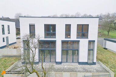 Doppelhaushälfte zum Kauf 464.000 € 6 Zimmer 148,4 m² 384 m² Grundstück Lüttershausen Windeck 51570