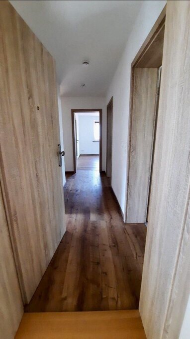 Wohnung zur Miete 850 € 4 Zimmer 80 m² 1. Geschoss Ortenburg Ortenburg 94496