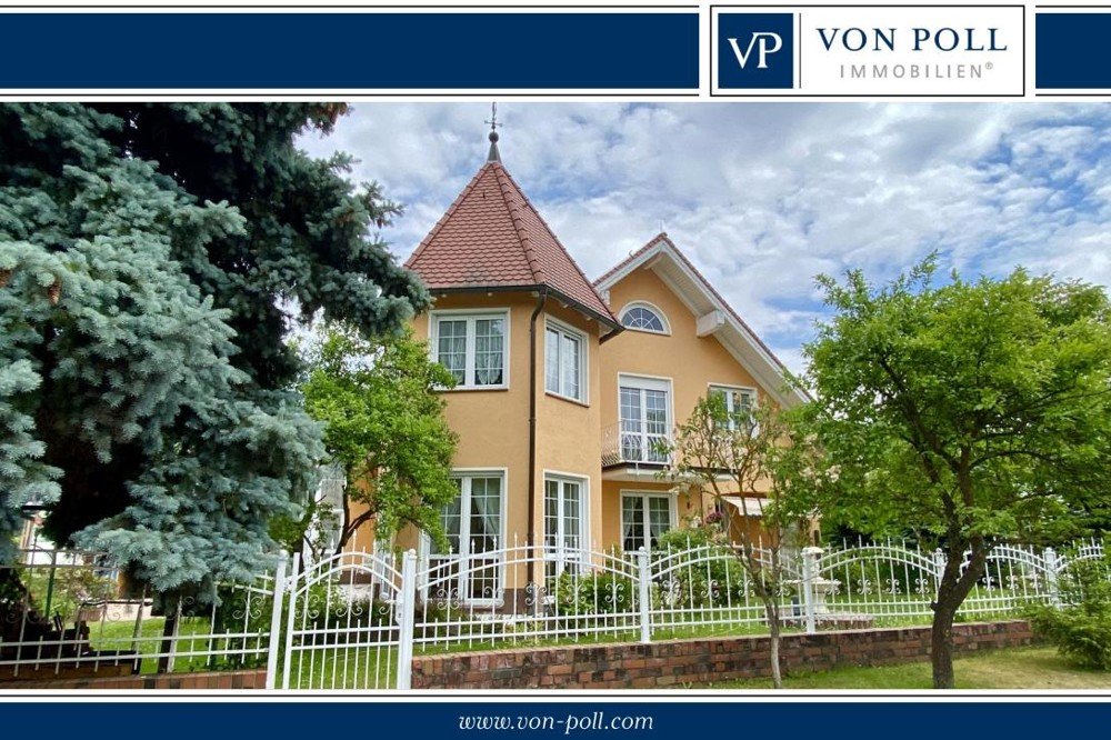 Villa zum Kauf 445.000 € 6 Zimmer 305 m²<br/>Wohnfläche 1.105 m²<br/>Grundstück Groß Lindow Groß Lindow 15295