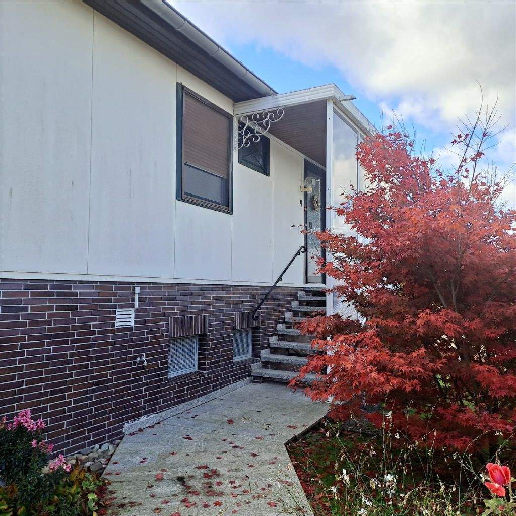 Immobilie in Ronneburg - Charmantes und familienfreundliches Einfamilienhaus mit schönem Garten und potenzieller Einliegerwohnung - Bild 1