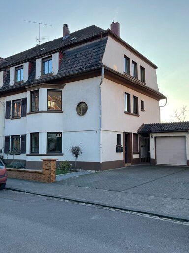 Mehrfamilienhaus zum Kauf 525.000 € 9 Zimmer 235 m² 599 m² Grundstück frei ab sofort Rußhütte Saarbrücken 66113