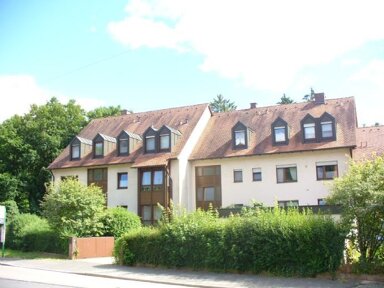 Wohnung zur Miete 445 € 2 Zimmer 58 m² 2. Geschoss Burgfarrnbach 93 Fürth 90768