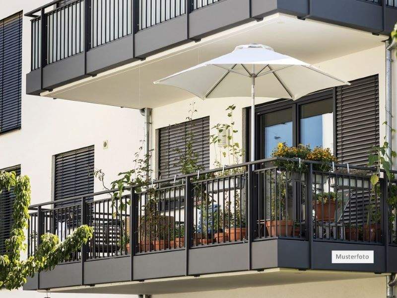 Etagenwohnung in 53225 Bonn, Neustr.