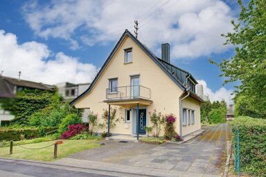 Mehrfamilienhaus zum Kauf 349.000 € 6 Zimmer 130 m² 1.083 m² Grundstück Altenkirchen Altenkirchen 57610