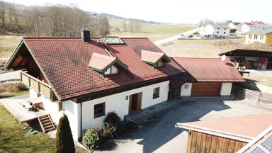 Einfamilienhaus zum Kauf provisionsfrei 470.000 € 6 Zimmer 233 m² 800 m² Grundstück Rötzing Tiefenbach 94113