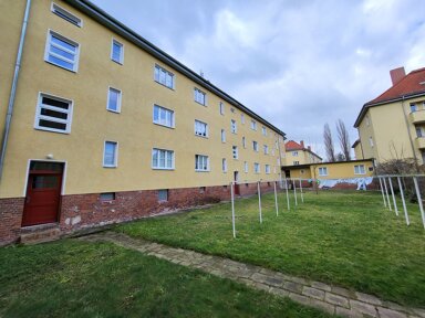 Wohnung zur Miete 360 € 1 Zimmer 50,7 m² EG frei ab 01.01.2025 Curiestr. 19 Curiesiedlung Magdeburg 39124