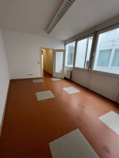 Büro-/Praxisfläche zur Miete 1.500 € 5 Zimmer 100 m² Bürofläche Altstadt Amberg 92224