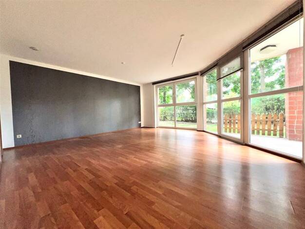 Wohnung zur Miete 480 € 2 Zimmer 61,8 m² 1. Geschoss frei ab sofort Schönebeck Schönebeck (Elbe) 39218