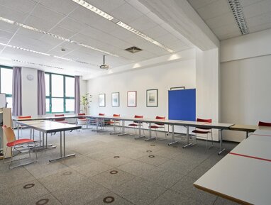 Bürofläche zur Miete 7,49 € 266,5 m² Bürofläche teilbar ab 266,5 m² Werner-von-Siemens Straße 6 Hochfeld Augsburg 86159