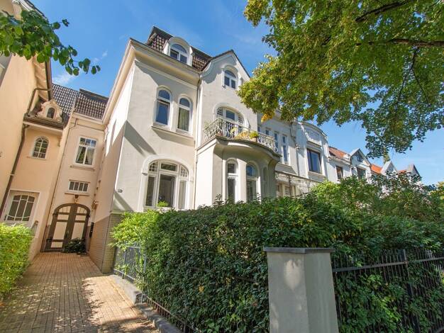 Maisonette zur Miete 3.300 € 8 Zimmer 185 m² Eppendorf Hamburg 20251