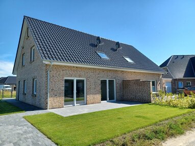 Haus zum Kauf Provisionsfrei 389.000 € 4 Zimmer 110 m² 284 m² Grundstück Hohenkirchen Hohenkirchen 26434