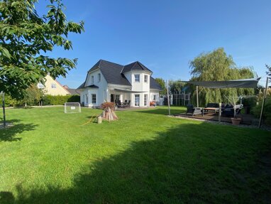 Einfamilienhaus zum Kauf 685.000 € 5 Zimmer 198 m² 1.353 m² Grundstück Glückstadt 25348