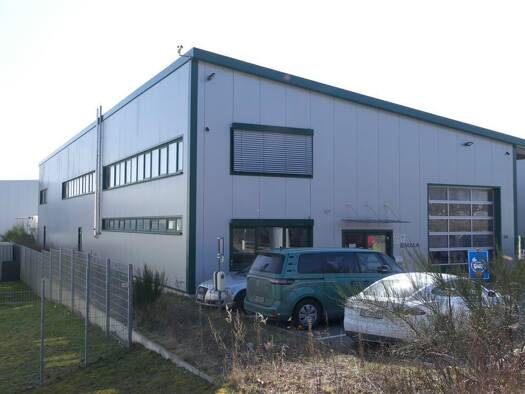 Produktionshalle zum Kauf als Kapitalanlage geeignet 1.600.000 € 700 m² Beckedorf Seevetal 21218