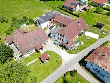 Bauernhaus zum Kauf 550.000 € 11 Zimmer 7.832 m² Grundstück Ruden 9113