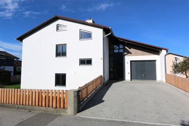 Einfamilienhaus zur Miete 1.200 € 6 Zimmer 152 m² 646 m² Grundstück frei ab sofort Landau Landau an der Isar 94405