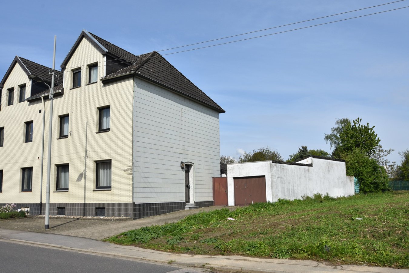 Mehrfamilienhaus zum Kauf 289.000 € 5 Zimmer 106 m²<br/>Wohnfläche 813 m²<br/>Grundstück Broichweiden Würselen 52146