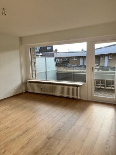 Wohnung zur Miete 490 € 1 Zimmer 43 m² 1. Geschoss frei ab 01.04.2025 Bad Schwartau 23611