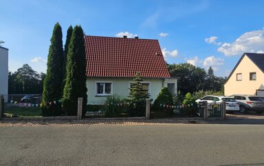 Einfamilienhaus zum Kauf 169.999 € 5 Zimmer 154,6 m² 1.976 m² Grundstück Reichenbach Reichenbach 08468