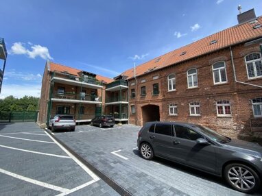 Wohnung zur Miete 876 € 2 Zimmer 97,3 m² 2. Geschoss Helmstedter Str. 33 Wormser Platz Magdeburg 39112