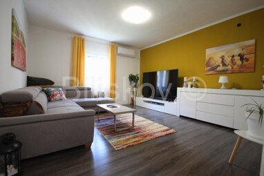 Wohnung zum Kauf 300.000 € 3 Zimmer 86 m² 1. Geschoss Kman