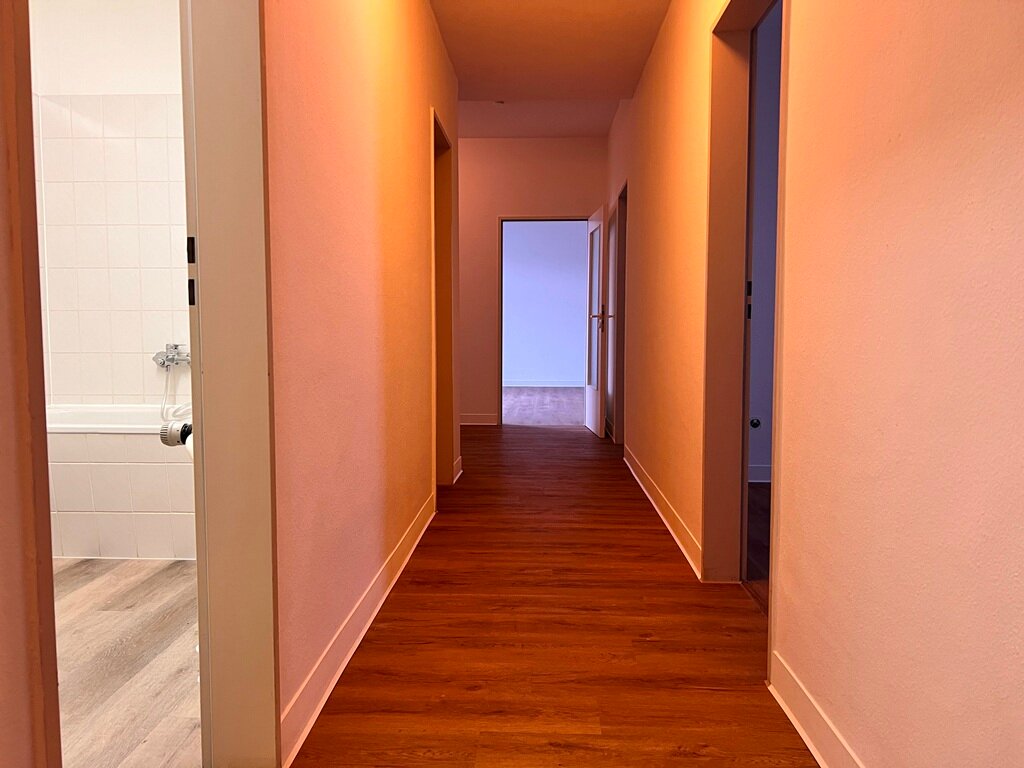 Wohnung zur Miete 500 € 3 Zimmer 107,9 m²<br/>Wohnfläche Oberer Steinweg 10 Altstadt Plauen 08523