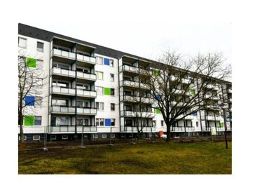 Wohnung zur Miete 400 € 2 Zimmer 50,2 m² 2. Geschoss frei ab 01.04.2025 Karl-Marx-Straße 2 Nünchritz Nünchritz 01612