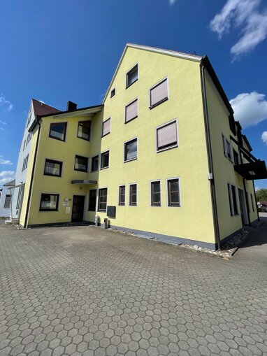 Wohnung zum Kauf 225.000 € 4 Zimmer 110 m² 2. Geschoss Neumarkter Straße 19 Berg Berg bei Neumarkt in der Oberpfalz 92348