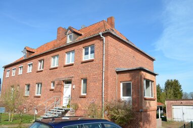 Doppelhaushälfte zum Kauf 160.000 € 8 Zimmer 161 m² 725 m² Grundstück Dömitz Dömitz 19303