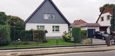 Haus zum Kauf Provisionsfrei 220.000 € 4,5 Zimmer 127 m² 621 m² Grundstück Neuhausener Straße 17 Sachsendorf Cottbus 03048
