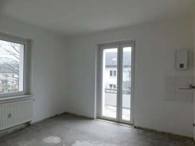 Wohnung zur Miete 800 € 3 Zimmer 82,8 m² 1. Geschoss frei ab 03.02.2025 Ripshorster Str. 318 A Dellwig Essen 45357