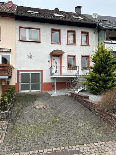 Mehrfamilienhaus zum Kauf als Kapitalanlage geeignet 299.000 € 186 m² 376 m² Grundstück gartenfeldstrasse 24 Orscholz Mettlach 66693